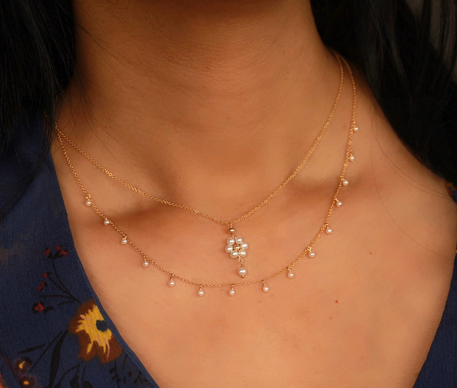 Dangling Pearl Flower Necklace