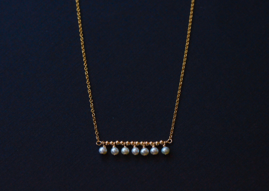 Dangling seed pearls bar necklace