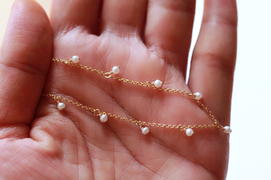 Dangling Seed Pearls Chain Bracelet