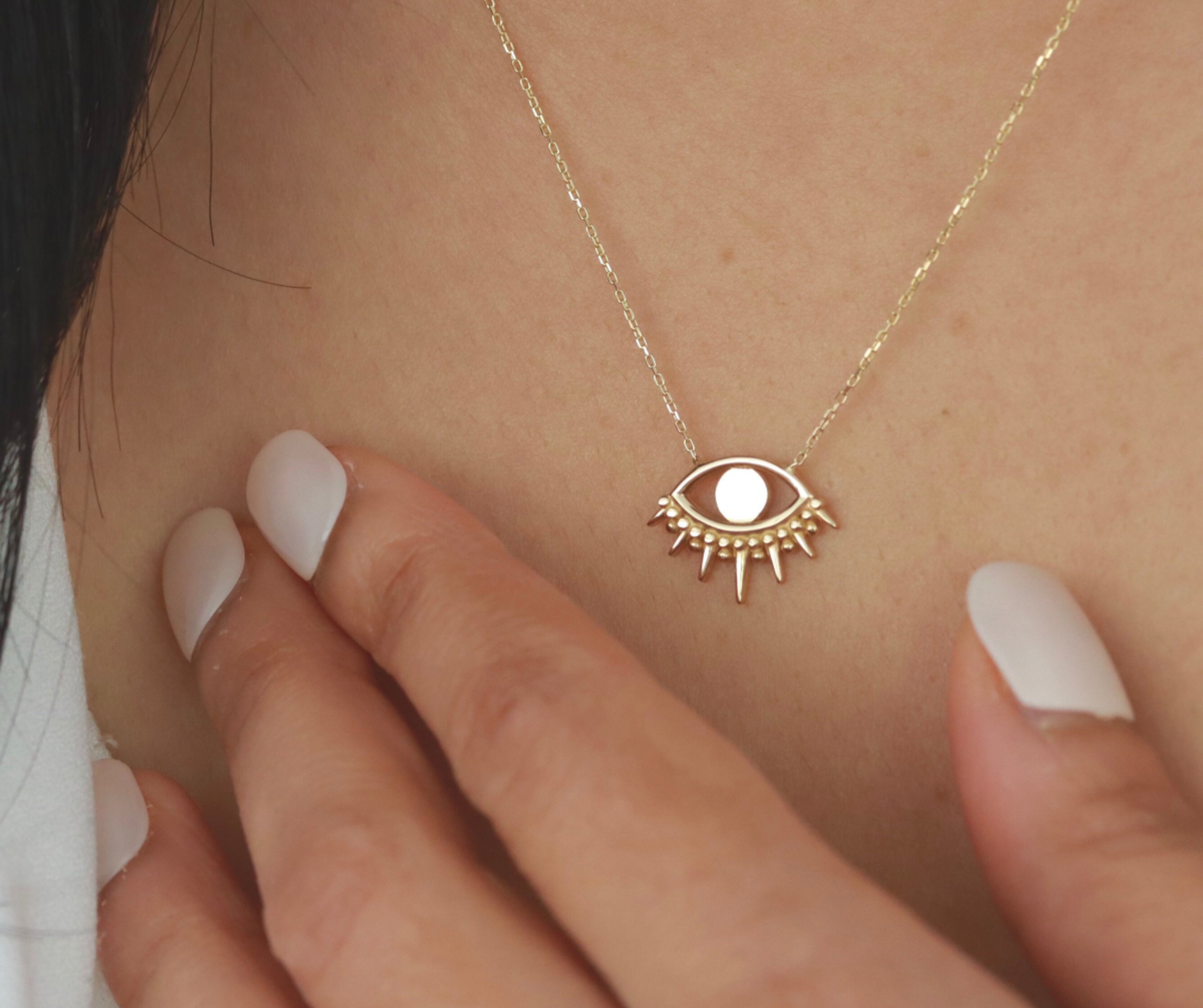 Evil eye 2025 with lashes necklace